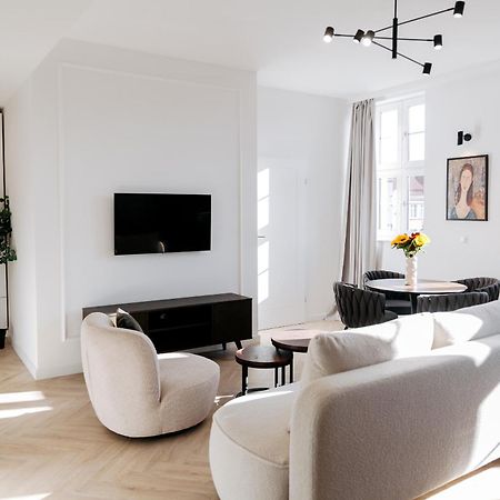 Mb By The Sea Apartments - Old Town Gdansk Ngoại thất bức ảnh